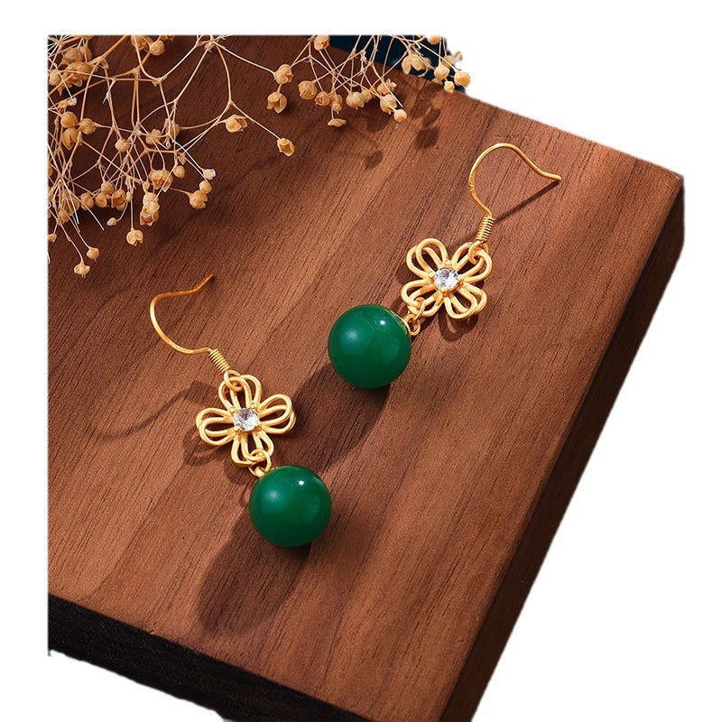 Beautiful Gold Earring with Unique Style