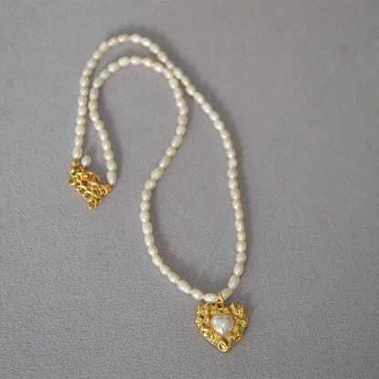 Charming Pearl Necklace for Any Occasion
