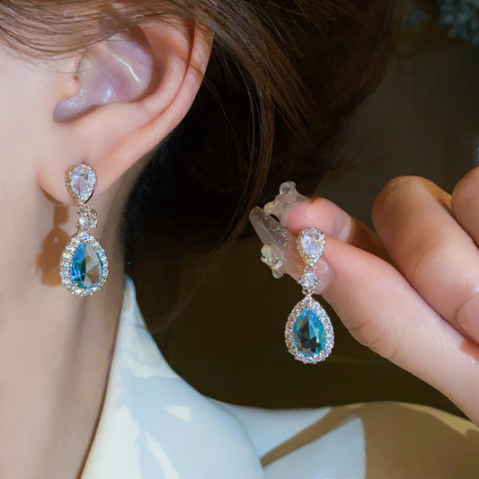 Romantic Earring for Special Moments