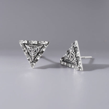 Classic Earring with Timeless Appeal