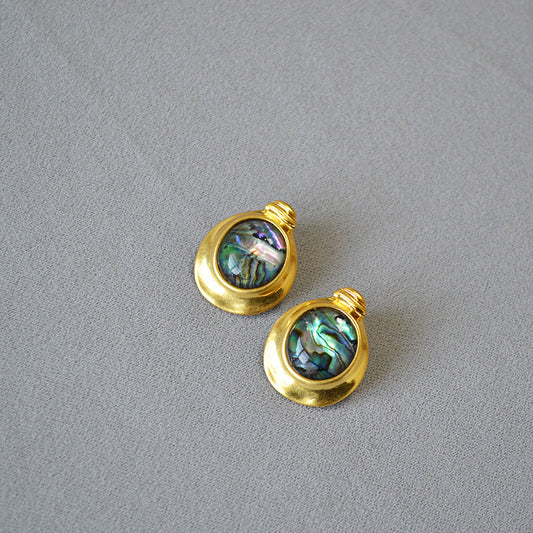 Stunning Gold Earring for Daily Wear