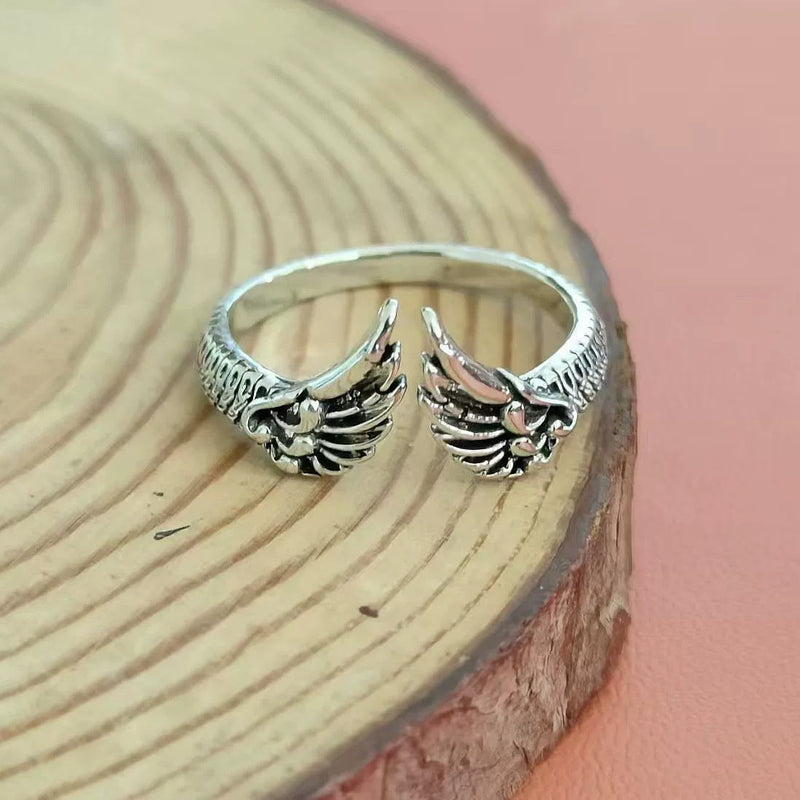 Stunning Silver Ring for Daily Wear