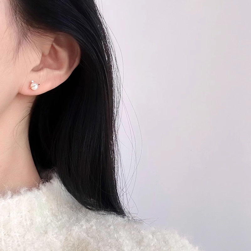Charming Pearl Earring for Any Occasion