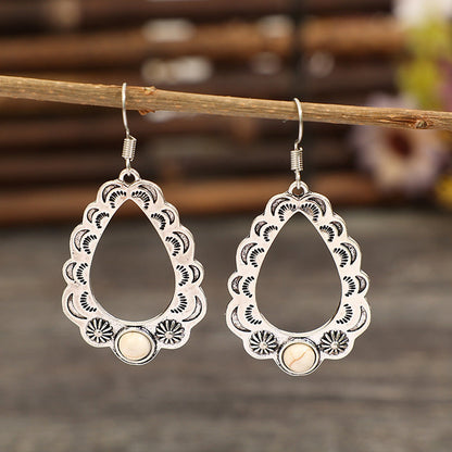 Classic Earring with Timeless Appeal