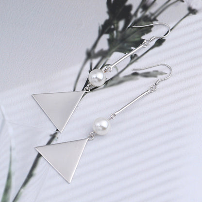 Stunning Pearl Earring for Daily Wear