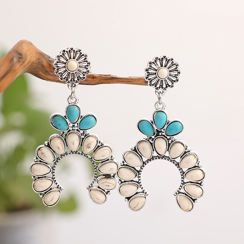 Classic Earring with Timeless Appeal