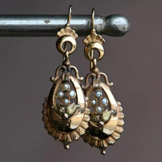 Delicate Artisan Pearl Earring