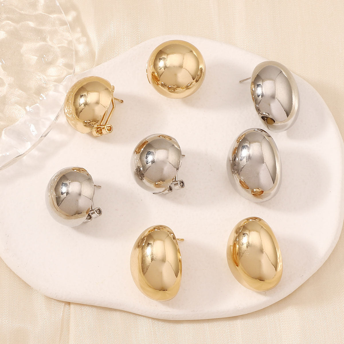 Classic Earring with Timeless Appeal