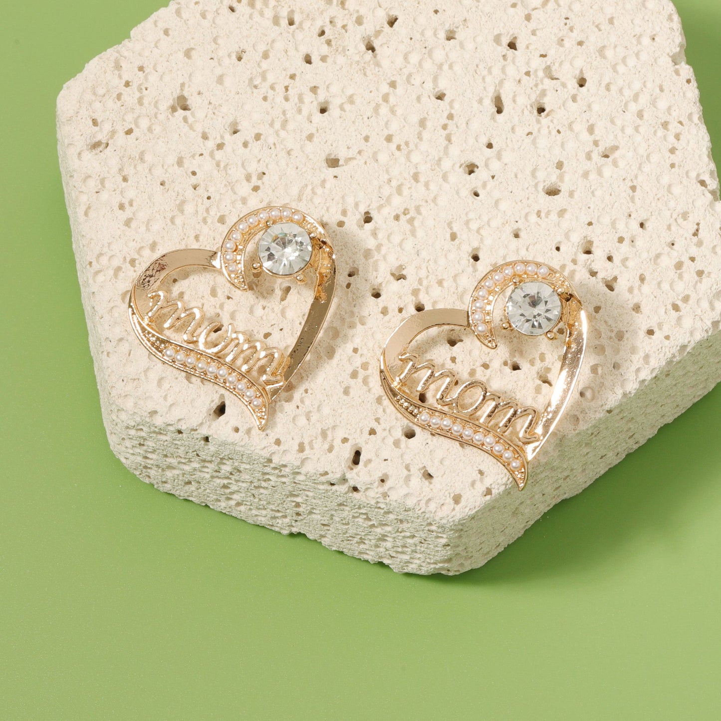 Stunning Pearl Earring for Daily Wear
