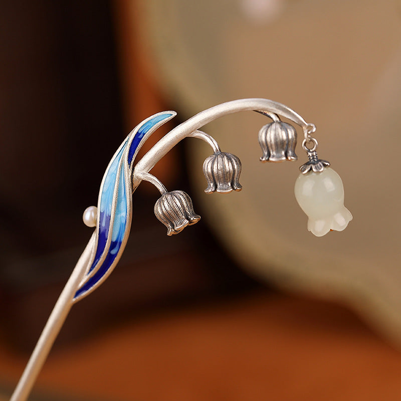 Beautiful Silver Piece with Unique Style