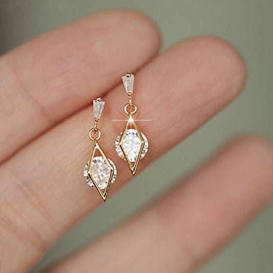 Romantic Earring for Special Moments