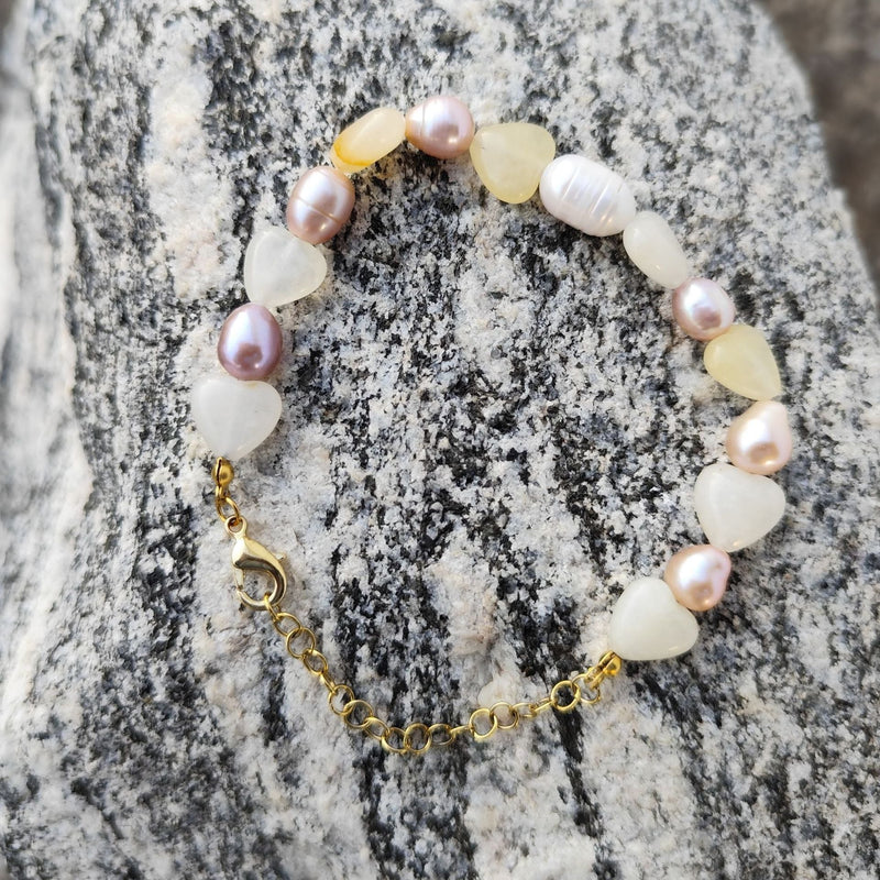 Elegant Pearl Bracelet for Every Occasion