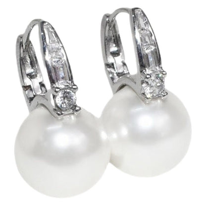 Stunning Gold Earring for Daily Wear