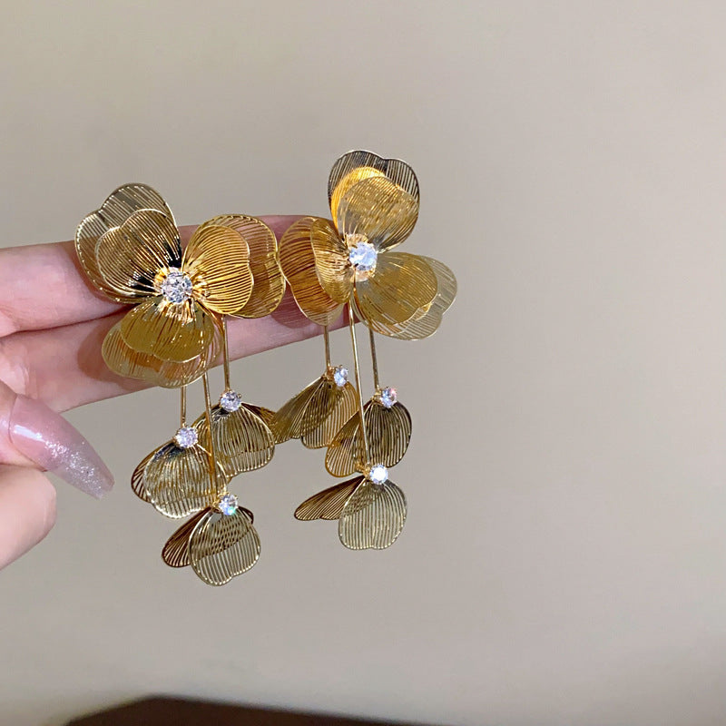 Elegant Earring for Every Occasion