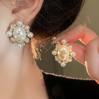 Romantic Pearl Earring for Special Moments
