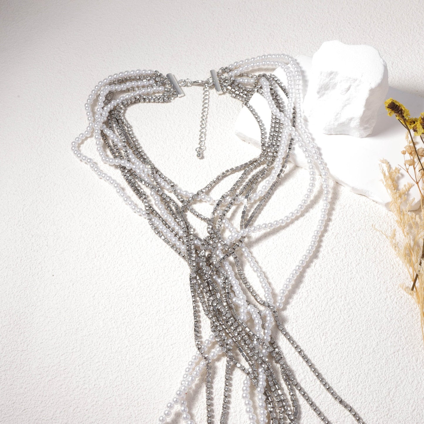 Stunning Pearl Necklace for Daily Wear