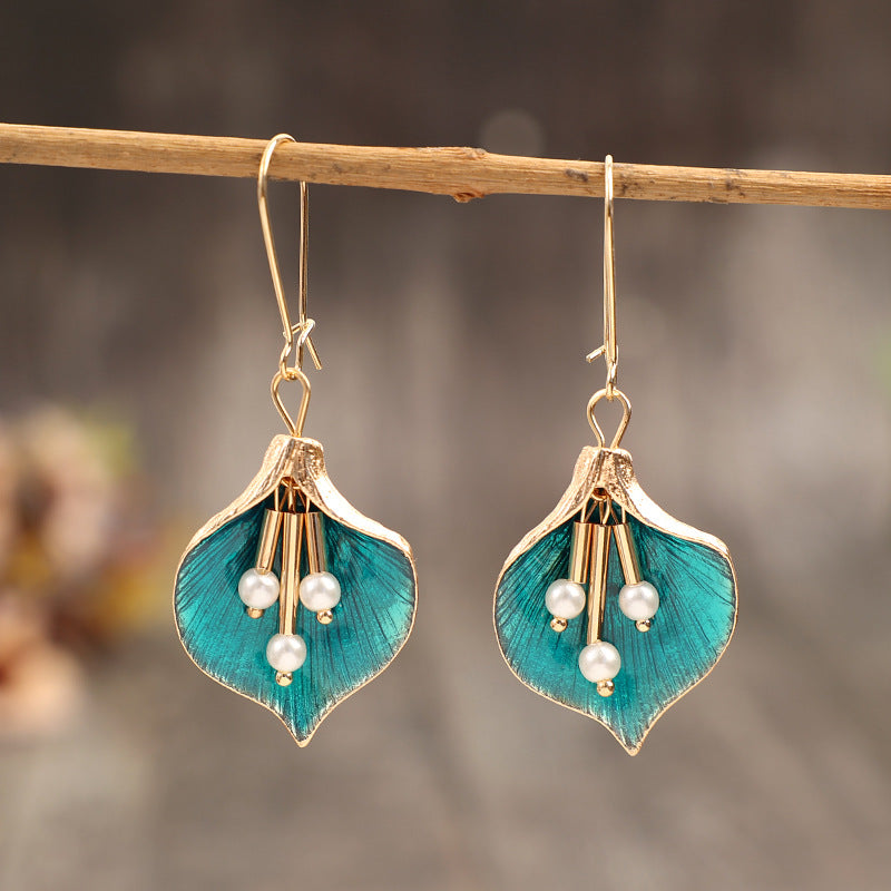 Delicate Artisan Pearl Earring