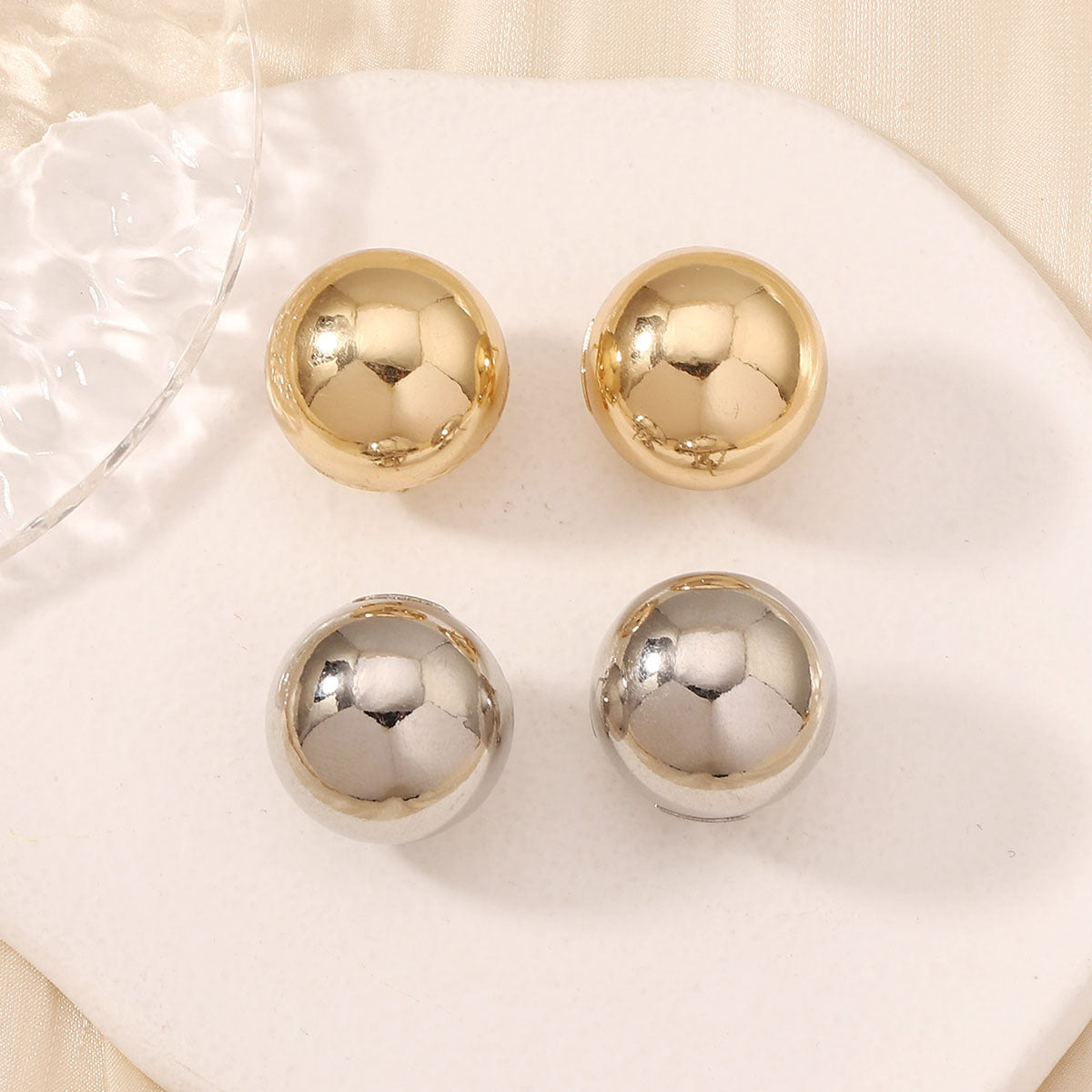 Classic Earring with Timeless Appeal