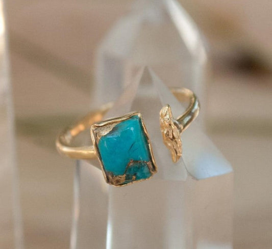 Charming Ring for Any Occasion