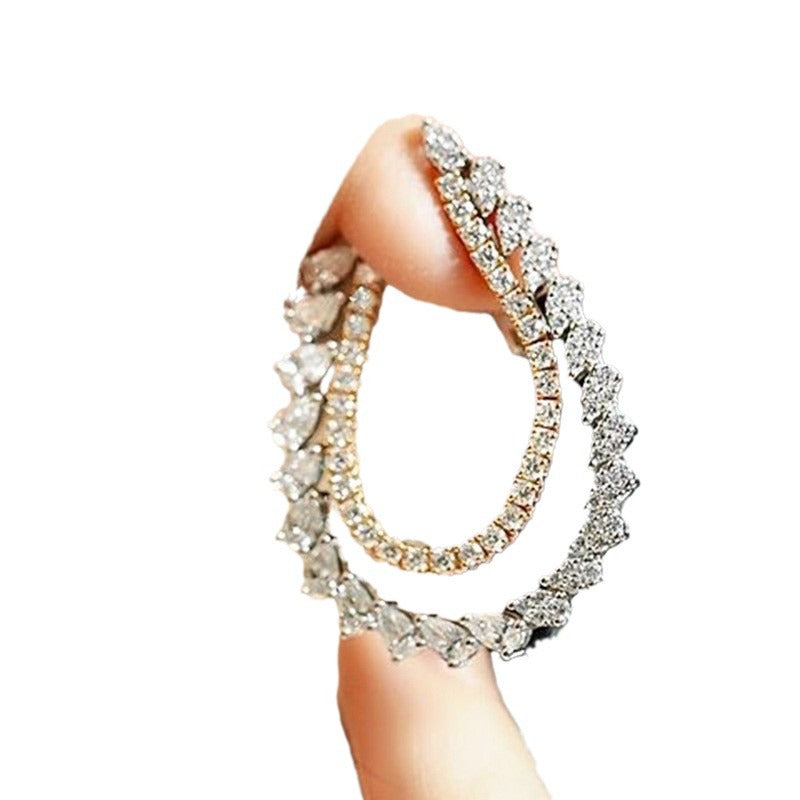 Beautiful Earring with Unique Style