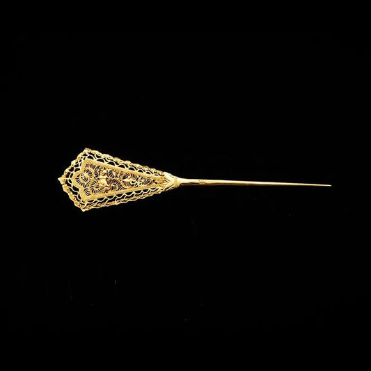 Romantic Gold Piece for Special Moments