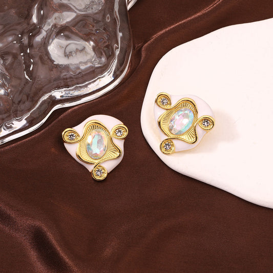 Classic Earring with Timeless Appeal