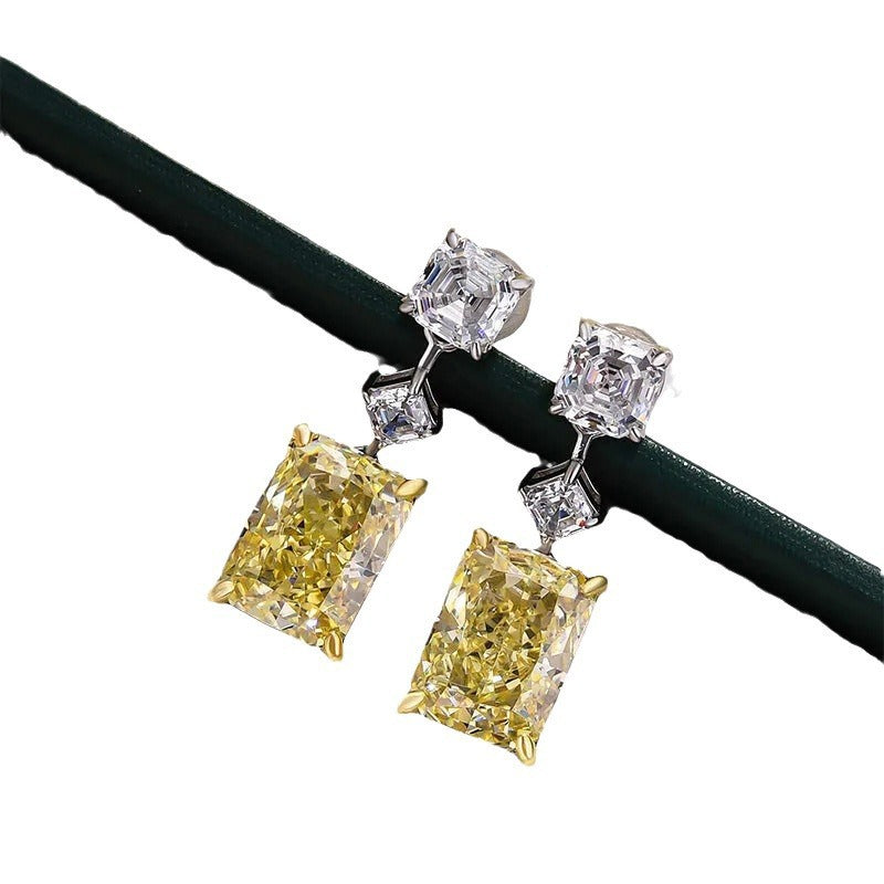 Beautiful Earring with Unique Style