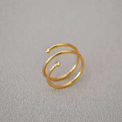 Charming Gold Ring for Any Occasion