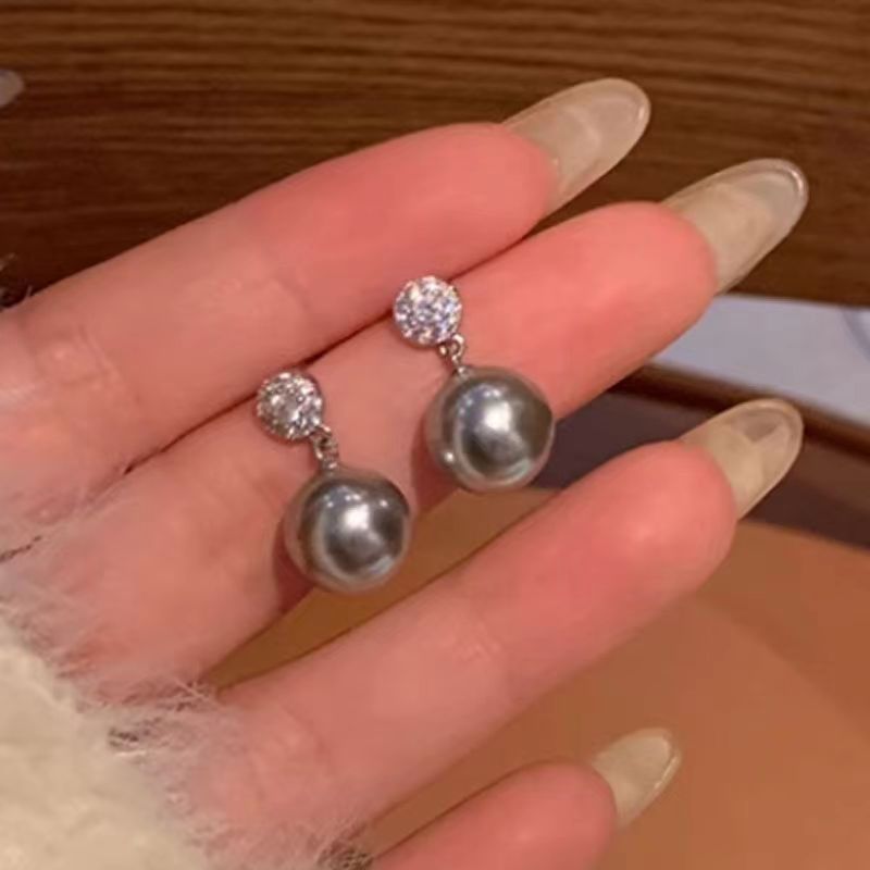 Vintage Handmade Pearl Earring
