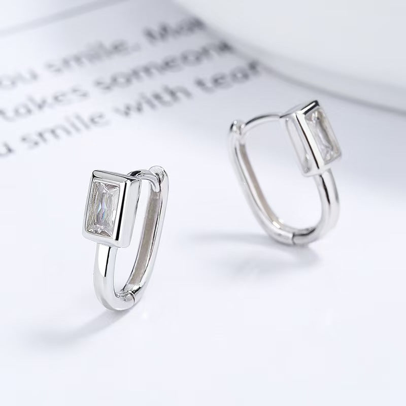 Classic Earring with Timeless Appeal