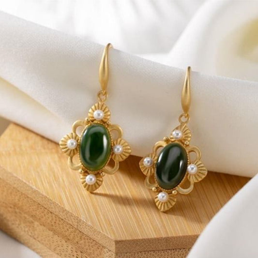 Classic Silver Earring with Timeless Appeal