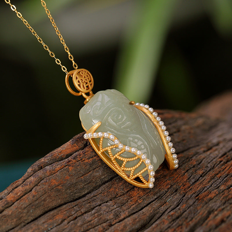 Classic Gold Set with Timeless Appeal