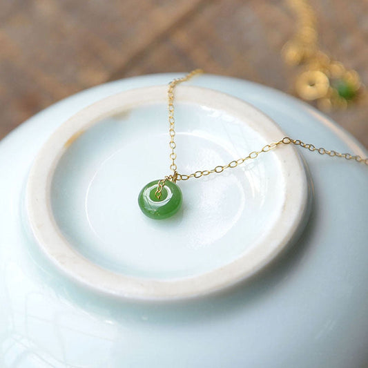Charming Gold Necklace for Any Occasion