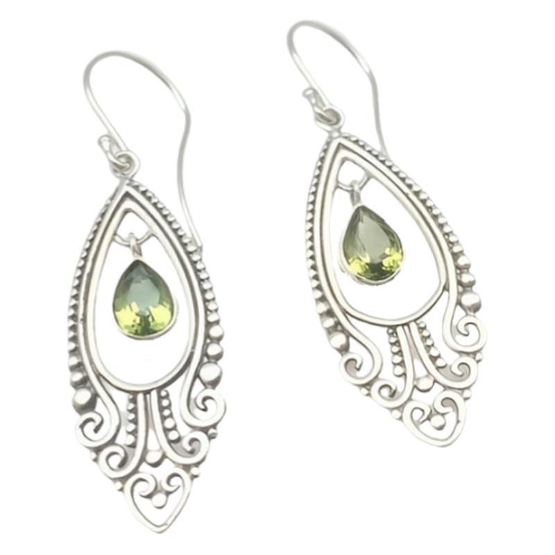 Romantic Earring for Special Moments