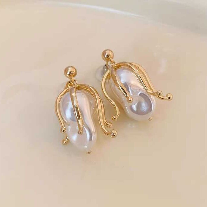 Elegant Pearl Earring for Every Occasion