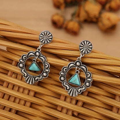 Classic Earring with Timeless Appeal
