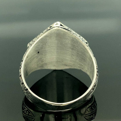 Elegant Ring for Every Occasion