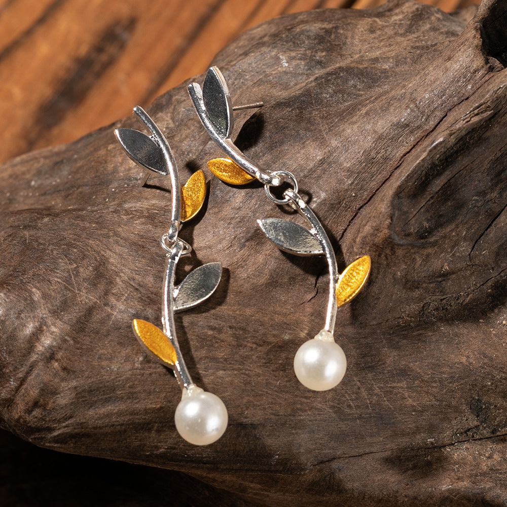 Elegant Silver Earring for Every Occasion
