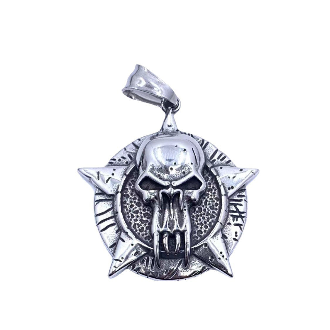 Elegant Pendant for Every Occasion