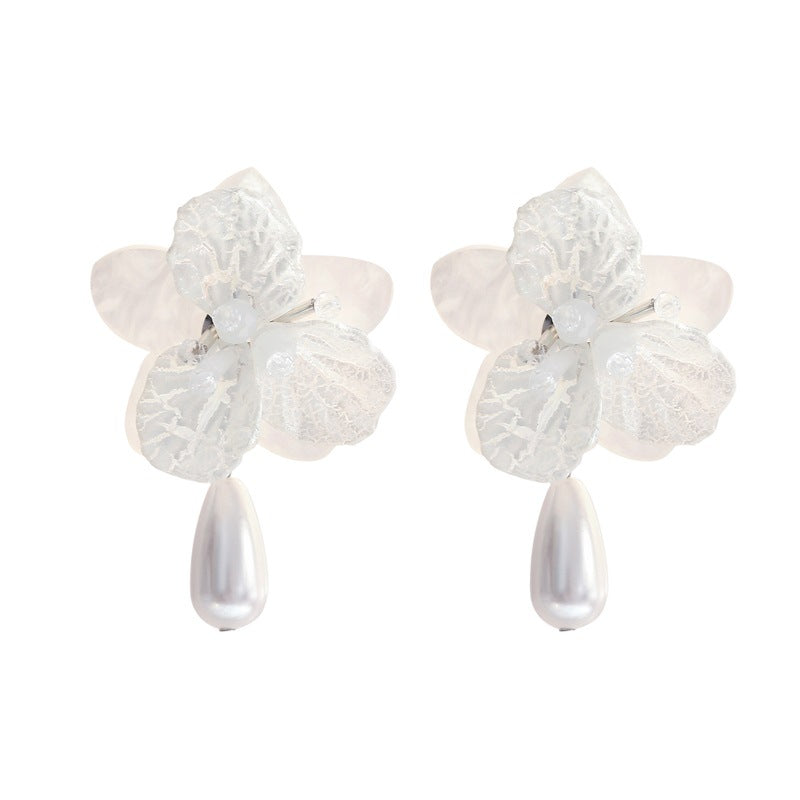 Elegant Pearl Earring for Every Occasion