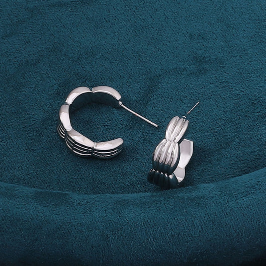 Delicate Artisan Gold Earring