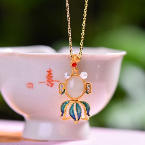 Charming Gold Necklace for Any Occasion