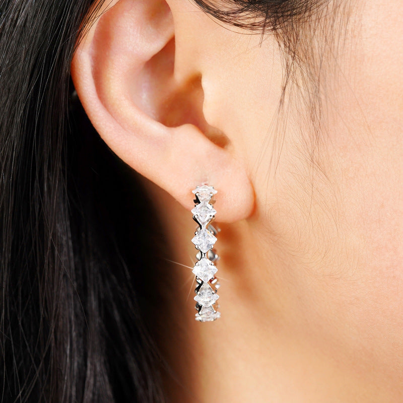 Stunning Earring for Daily Wear