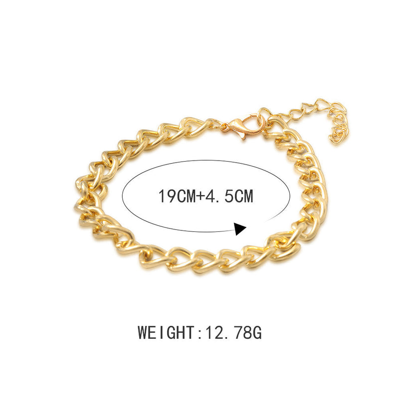 Charming Gold Bracelet for Any Occasion