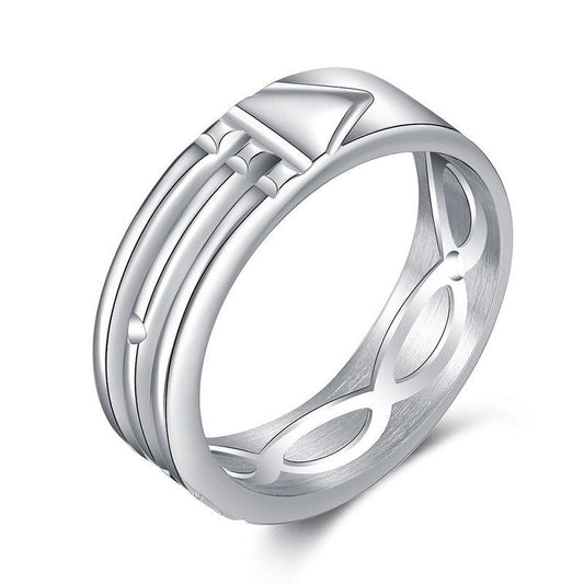 Classic Gold Ring with Timeless Appeal