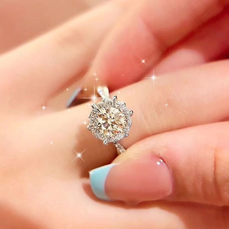 Beautiful Ring with Unique Style
