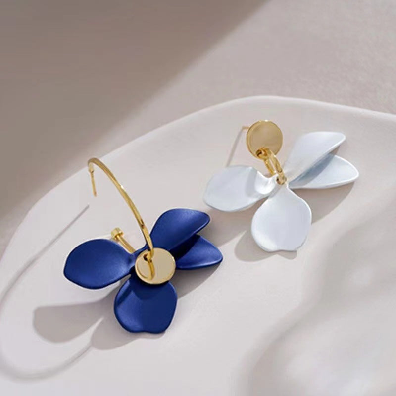 Stunning Earring for Daily Wear