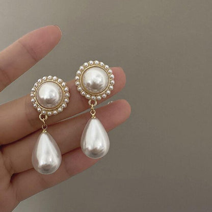 Stunning Pearl Earring for Daily Wear