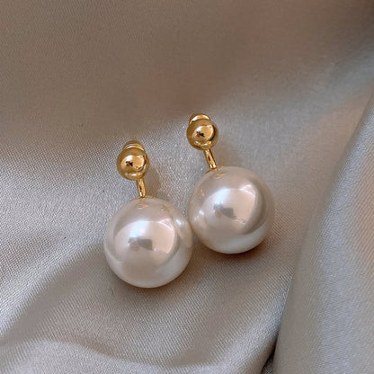 Stunning Pearl Earring for Daily Wear