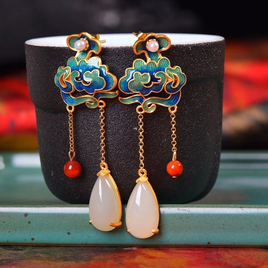 Stunning Gold Earring for Daily Wear